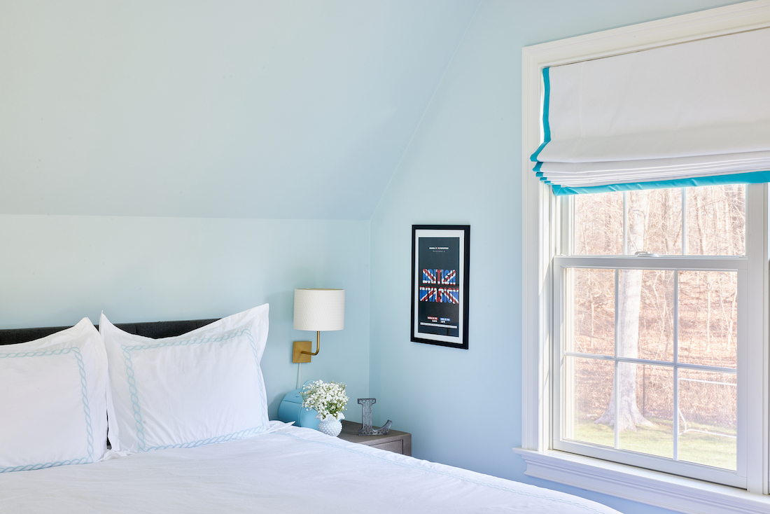 bedroom-interior-design-baby-blue-wall-paint
