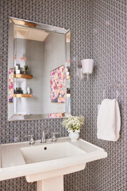 powder-room-interior-design-wallpaper-pattern