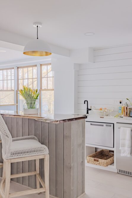 kitchen-counter-detail-rebecca-staub-staging-and-design